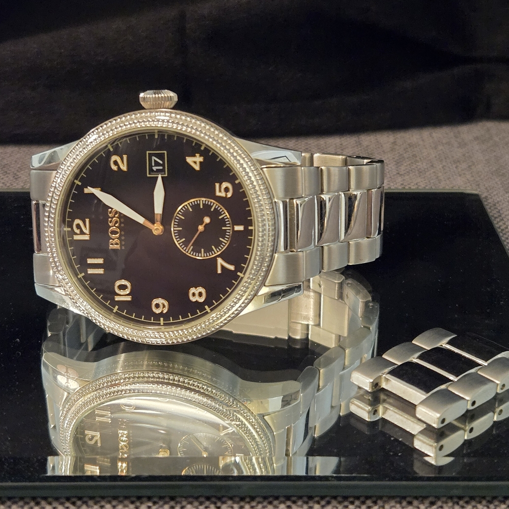Hugo Boss Silver and Black Watch 44mm - Picture 2 of 8